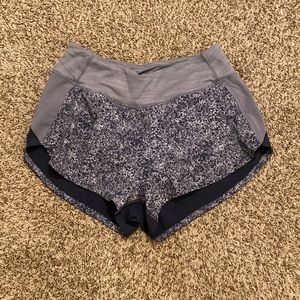 Outdoor Voices Hudson 2.5” shorts